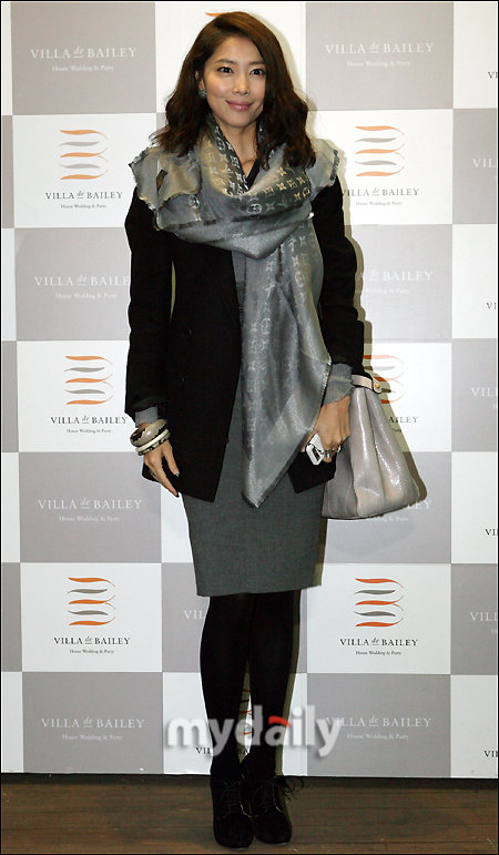 ������Ա������Ļ������׶�����