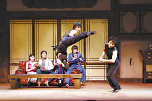演出剧照