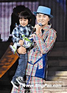 张柏芝郭富城助阵张智霖个唱袁咏仪哭成泪人(图)