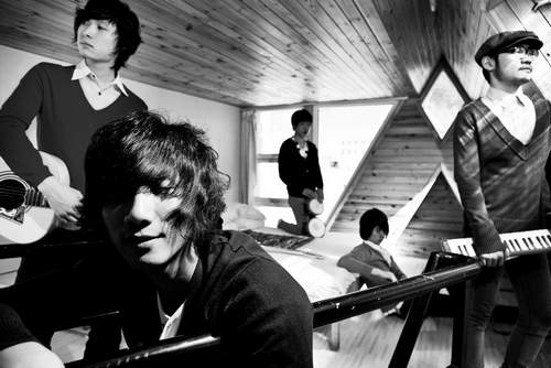 旅行团乐队周末上演不插电 邀歌迷免费围观_影音娱乐_新浪网