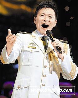 王宏伟就献上《西部放歌》和《草原恋》