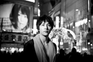 薛之谦新单曲女歌男唱震前赴日本为MV取景(图)