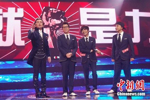 阿里郎自掏腰包为贫困县写红歌《美丽的岳西》