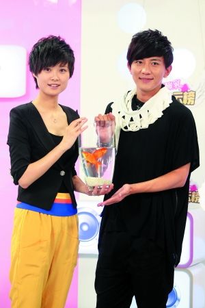 李宇春以嘉宾的身份现身