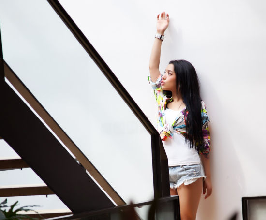 江映蓉《女人帮》MV正式首播 魅力女王秀风采