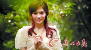 林琳推出首支国语单曲《草莓公园》诠释纯爱