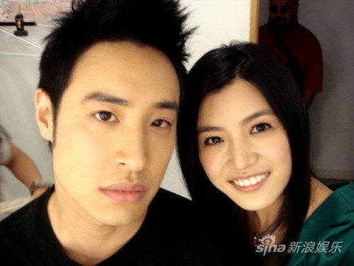 潘玮柏被拱追陈妍希 自夸出汗香像香妃