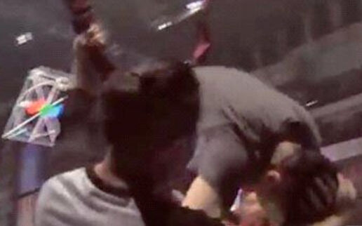 潘玮柏头部重伤 停止商演损失800万元港币