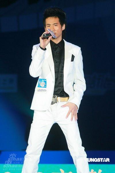 9+2音乐榜新人联欢 twins获奖阿娇缺席【图】