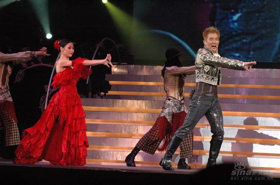 图文:任贤齐红馆个唱--跳弗拉明戈舞_影音娱乐_新浪网