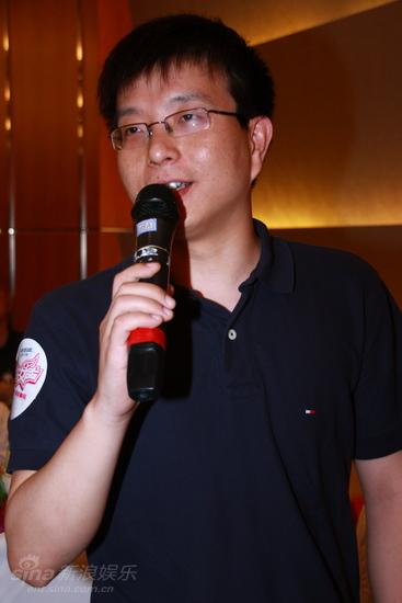 图文：09快乐女声启动--雷振剑宣布新浪直通车启动
