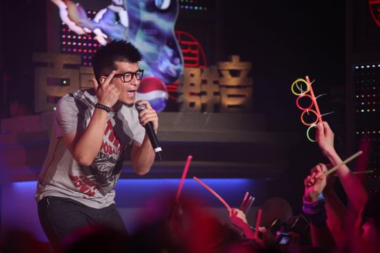 中国蓝.乐队欢唱60周年.百事群音_youM-Boy