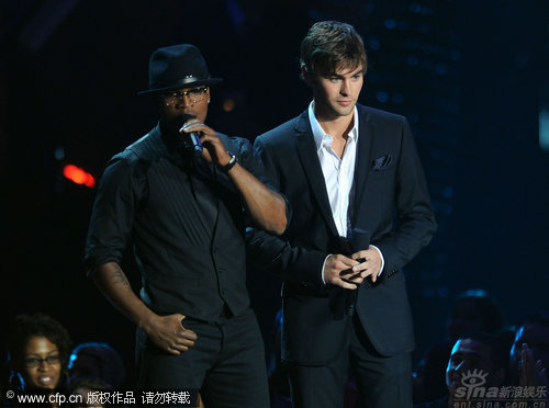 ͼģMTVִ--NeYo˹͸佱