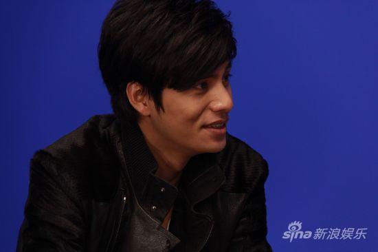 图文：陈坤携新歌做客-陈坤聊新歌