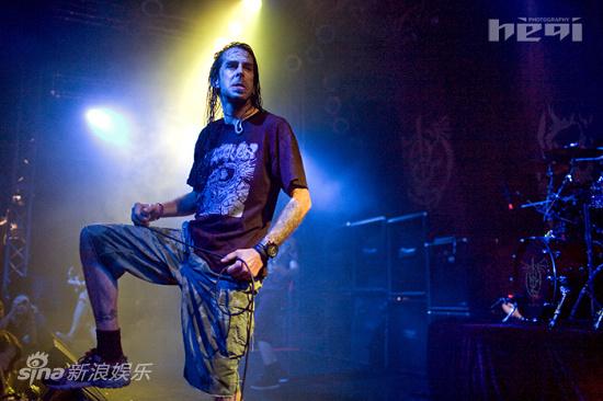 图文：上帝羔羊北京开唱-主唱RandyBlythe