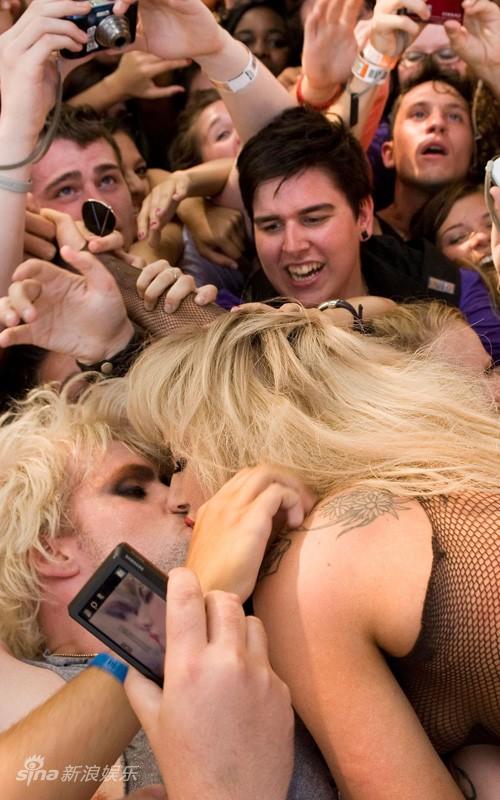 ͼ�ģ�LadyGaga�������ֽ�-���и�������