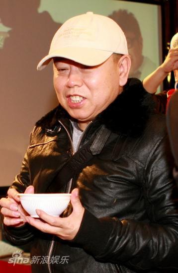 潘长江夸赞庞龙的手艺