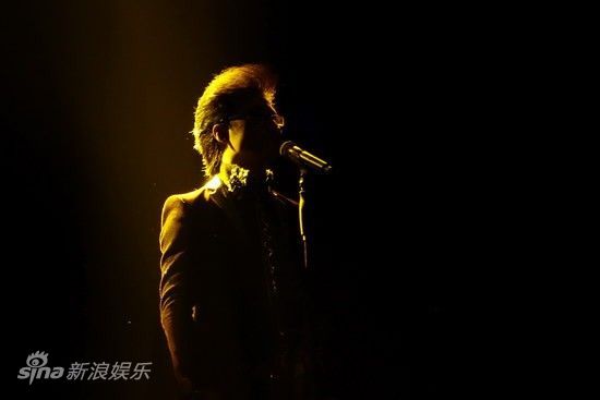 图文:汪峰生无所求演唱会-(1)