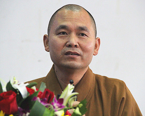 法师做总结报告 