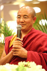 文/索达吉堪布 一,秘诀简介 今天,我们学习的是一部藏传佛教的论