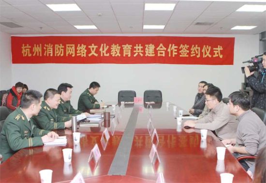 邊鋒唱響網絡共建和諧之曲 將加強與政府間溝通