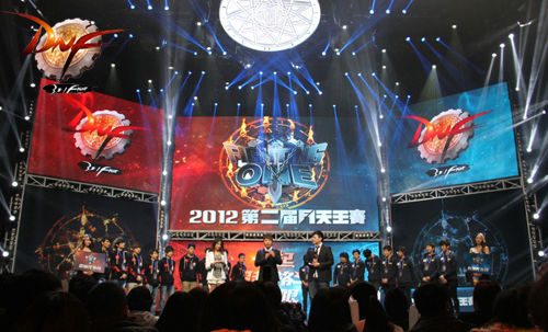 超百万观众 F1天王赛创网游赛事巅峰_网络游戏