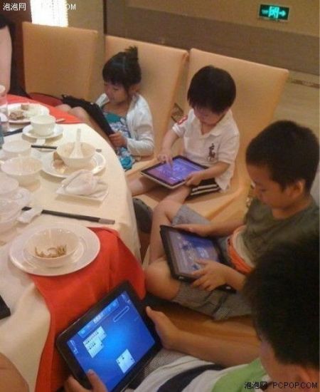 该不该禁止 小孩子玩手机游戏的讨论