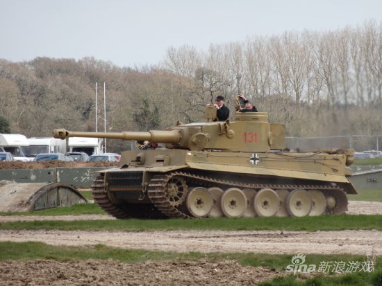 兜风约会开坦克 二战军备对外开放_玩家资讯