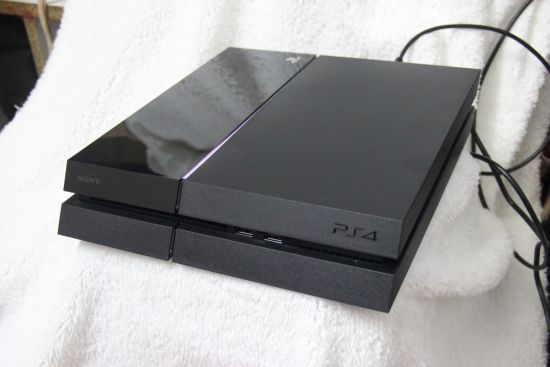 索尼PS4港版首发开箱图 初步上手体验(2)_电视