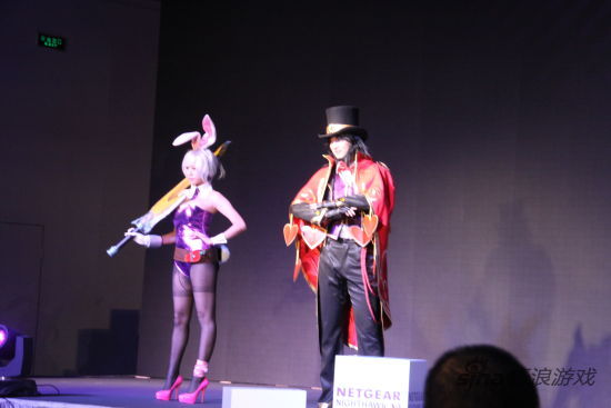 无线路由器全新诠释 NETGEAR夜鹰X4新品发布会