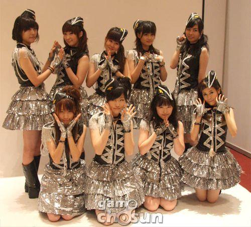 ���۸� ��������ϷCOSplay�ڶ�ͼ��