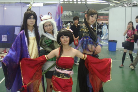 人人网校花率动轻微变态传奇漫社团为微变骨灰传奇加油