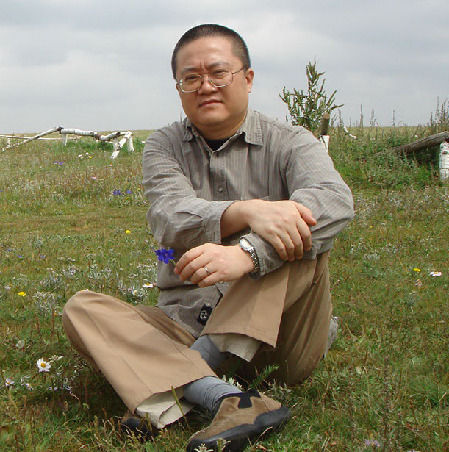 刘小枫龙战于野其血玄黄