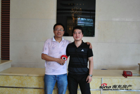 李林与新浪乐居营销总监刘宇合影