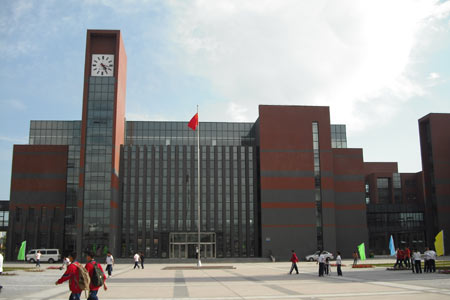 呼和浩特二中初中部(桥华学校)