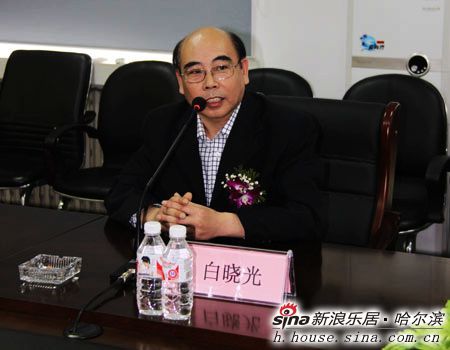 图为哈尔滨龙运物流园区总经理白晓光先生 图为哈尔滨龙运物流园区总经理白晓光先生
