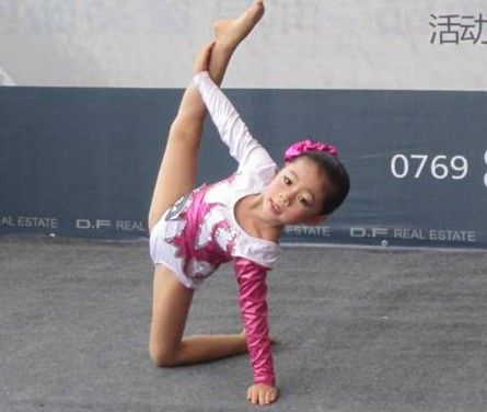 我是体操公主,别看我只有5岁