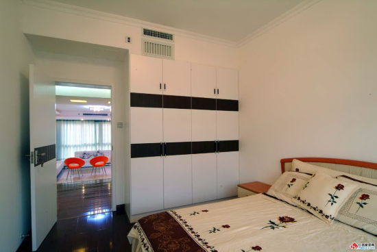 家居单品设计:衣柜装修效果图(3)