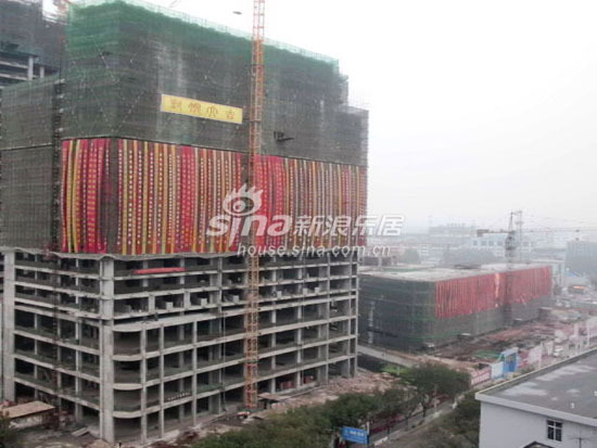 �������ʹ㳡ʵ�����