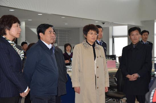 市长王桂芬视察数字抚顺建设工作