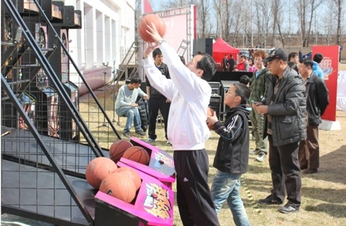 苏活业主在游戏区 苏活业主在游戏区