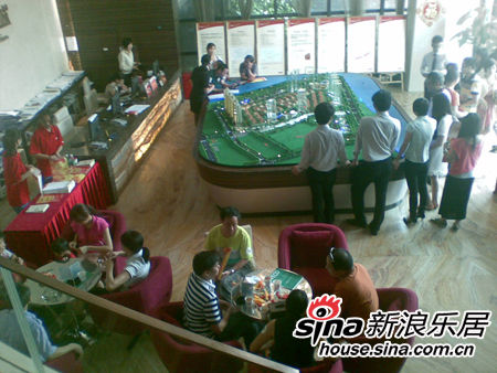 佛山万科城开江景样板间 实用刚需户型受欢迎