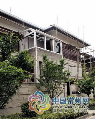 违建阳光房 湖畔春秋别墅竟一点点长大图_置