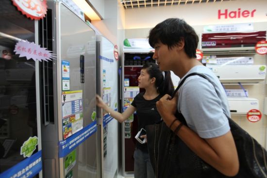 【6月26日配图】节能速冷的海尔变频空调成为消费者端午选购空调的首选