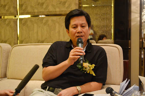 中山市港口镇镇长陈有兴