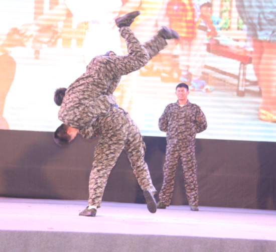 2012青岛万科幸福时光大型业主晚会隆重上映