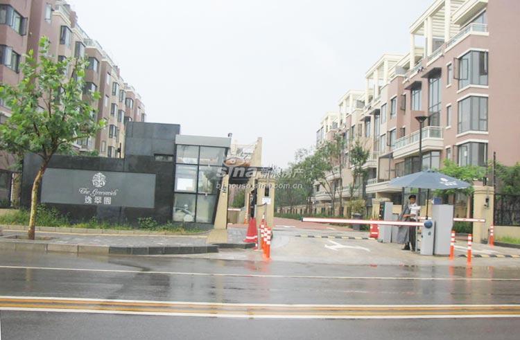 逸翠园 实景图 小区入口