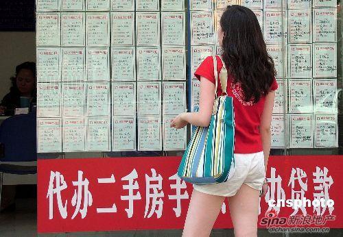 10月苏二手房成交915套 中介变身代理公司也