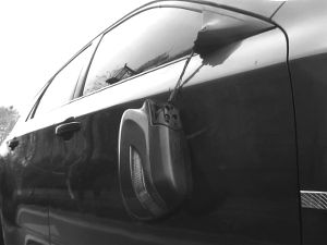 临时牌照私家车撞飞夫妻俩_纠纷与维权