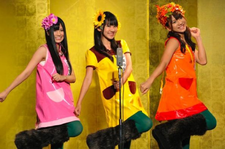 柏木由纪高城亚树仓持明日香短剧花儿三姐妹(